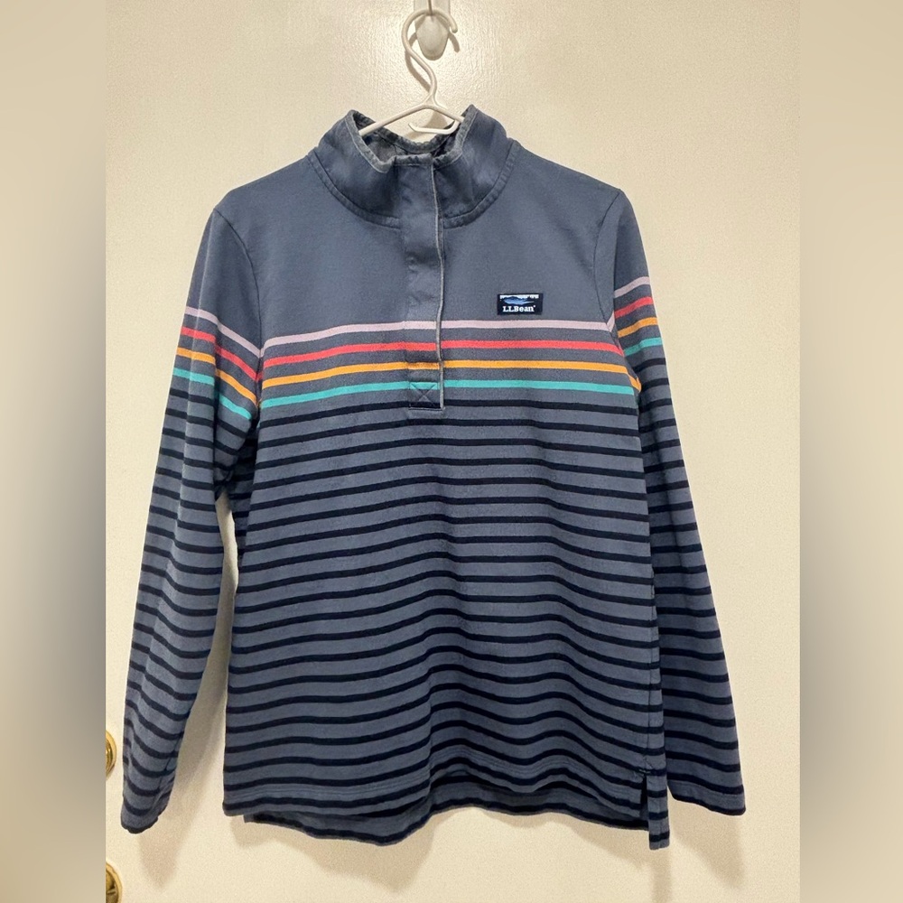 LL Bean women’s Cotton Rugby Striped Rainbow Chambray. Size M